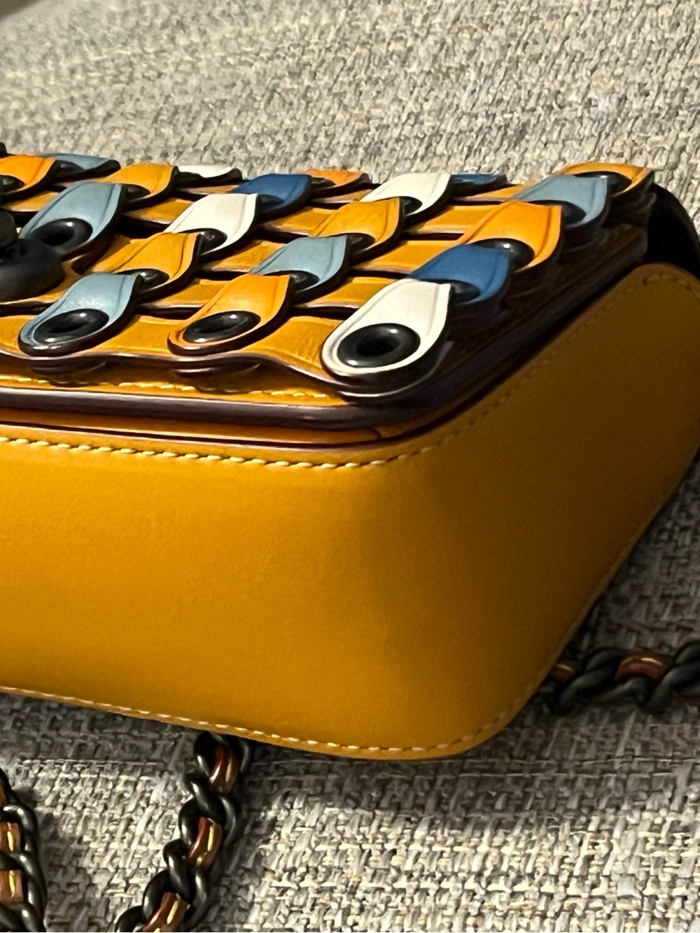 Coach 1941 Link Dinky Kisslock colorful eyelet crossbody gunmetal chain NWOT - Picture 13 of 16